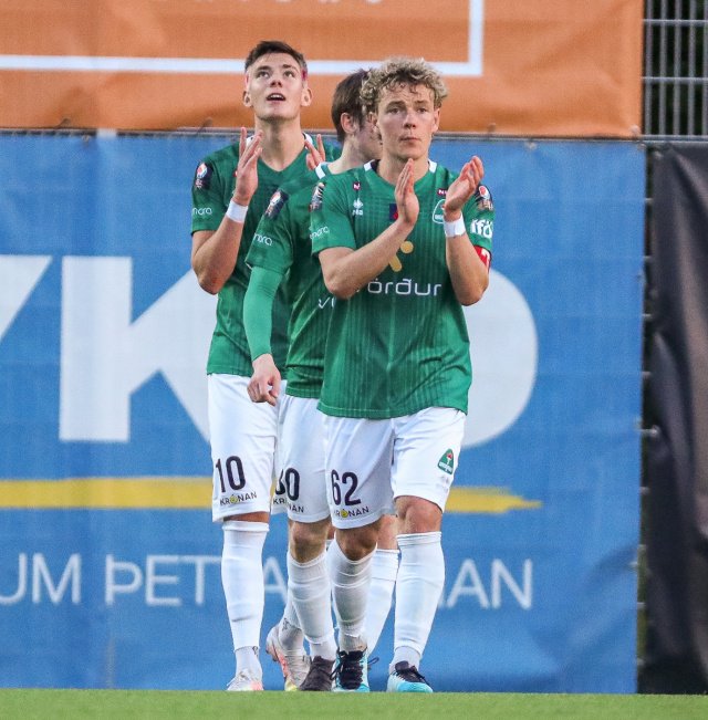 Sigur á Víkingum í Fossvogslaugaslagnum