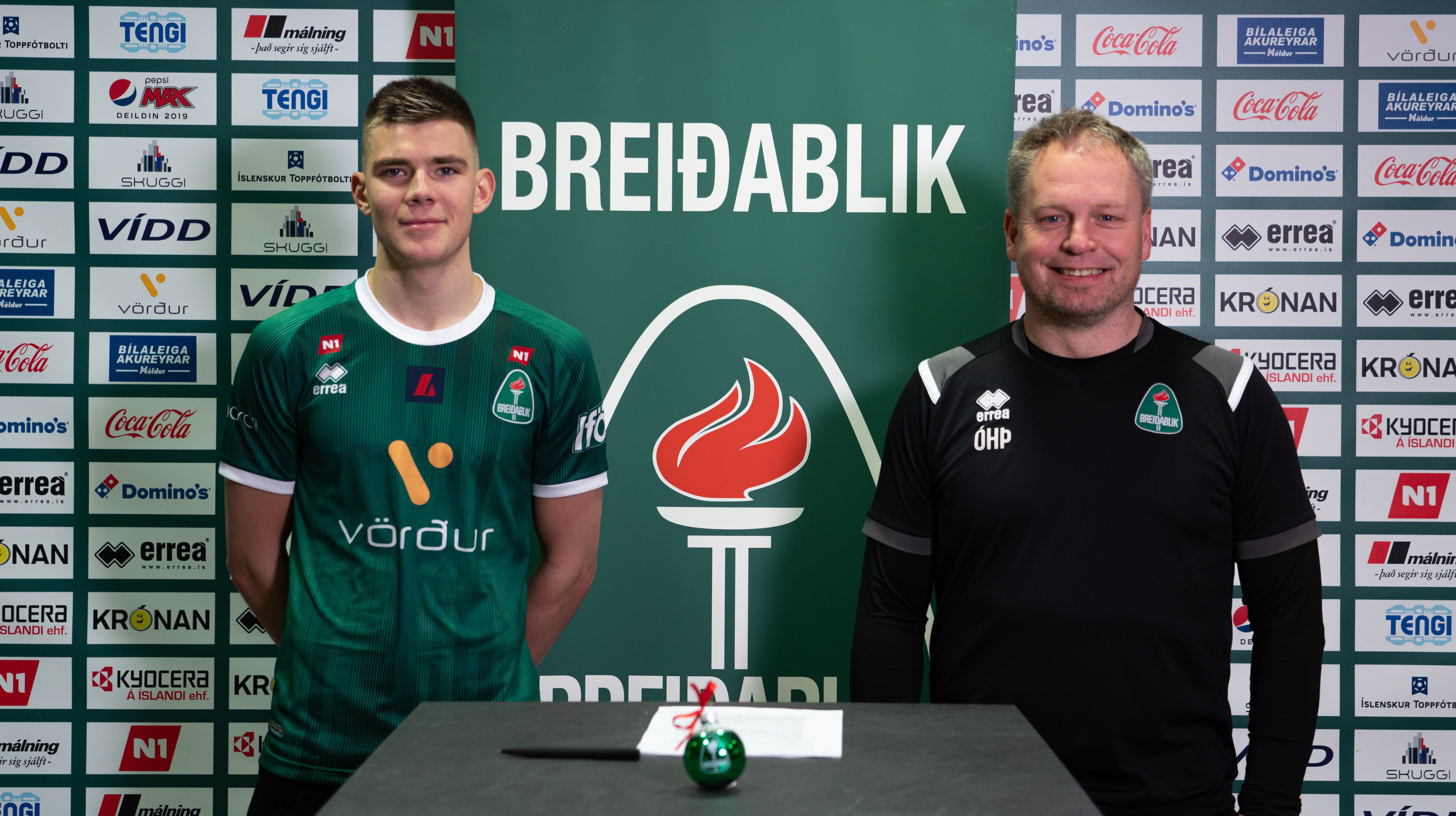 Brynjólfur Andersen Willumssson og Óskar Hrafn Þorvaldsson þjálfai.