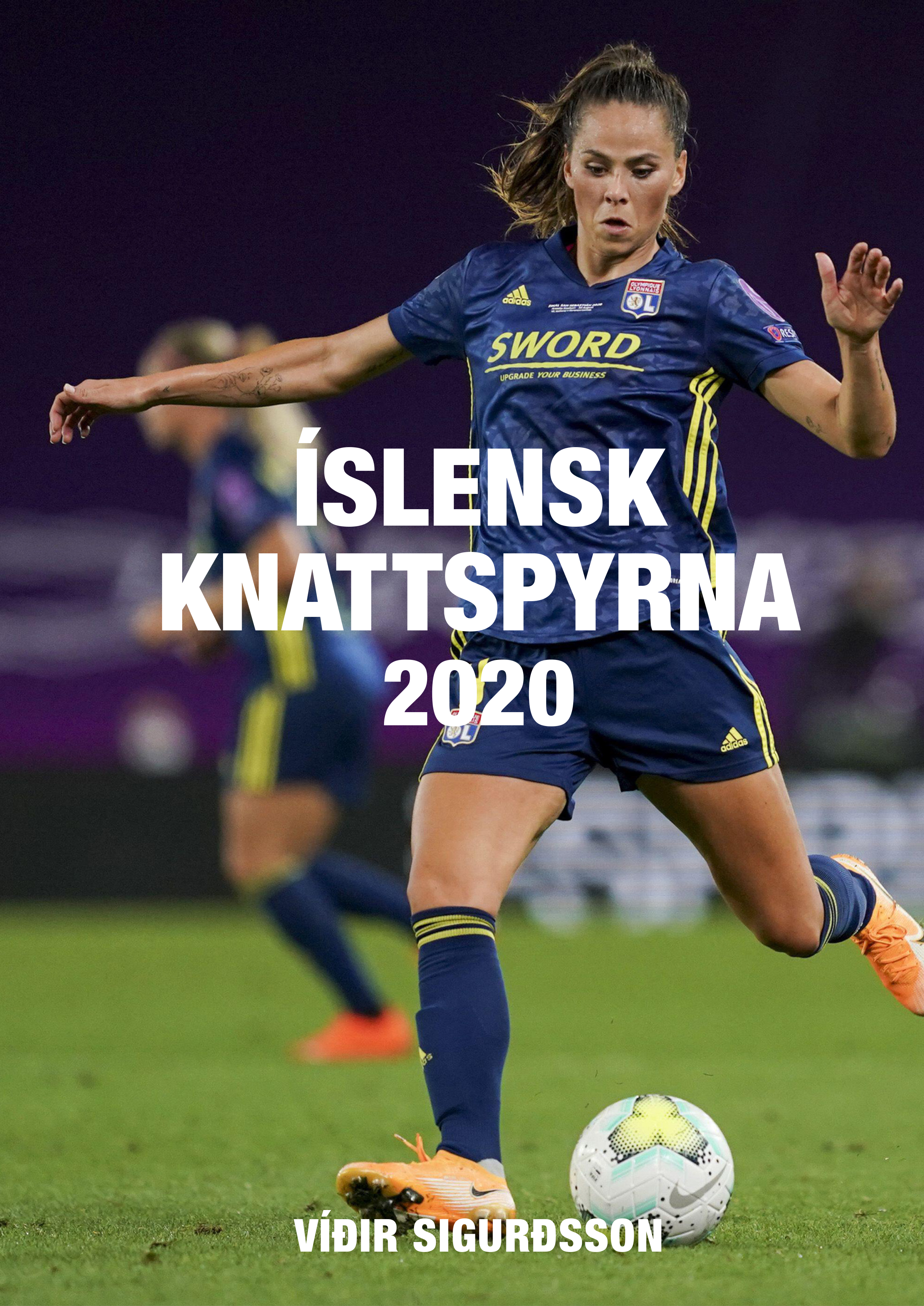 Bókin Íslensk knattspyrna 2020