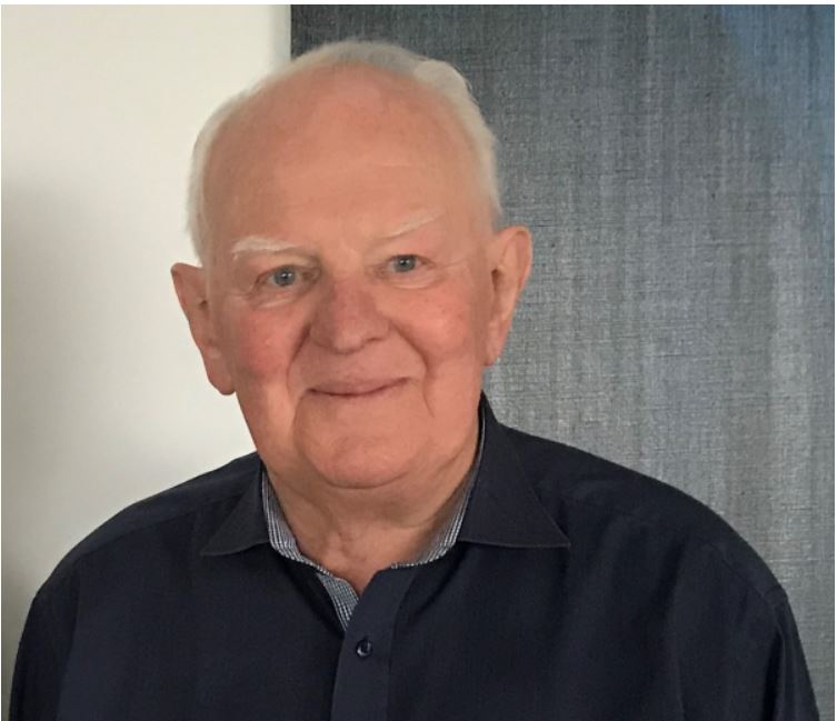 Smella á mynd til að sjá viðtal sem Blikahornið tók við Loga í tilefni 70 afmælisins.