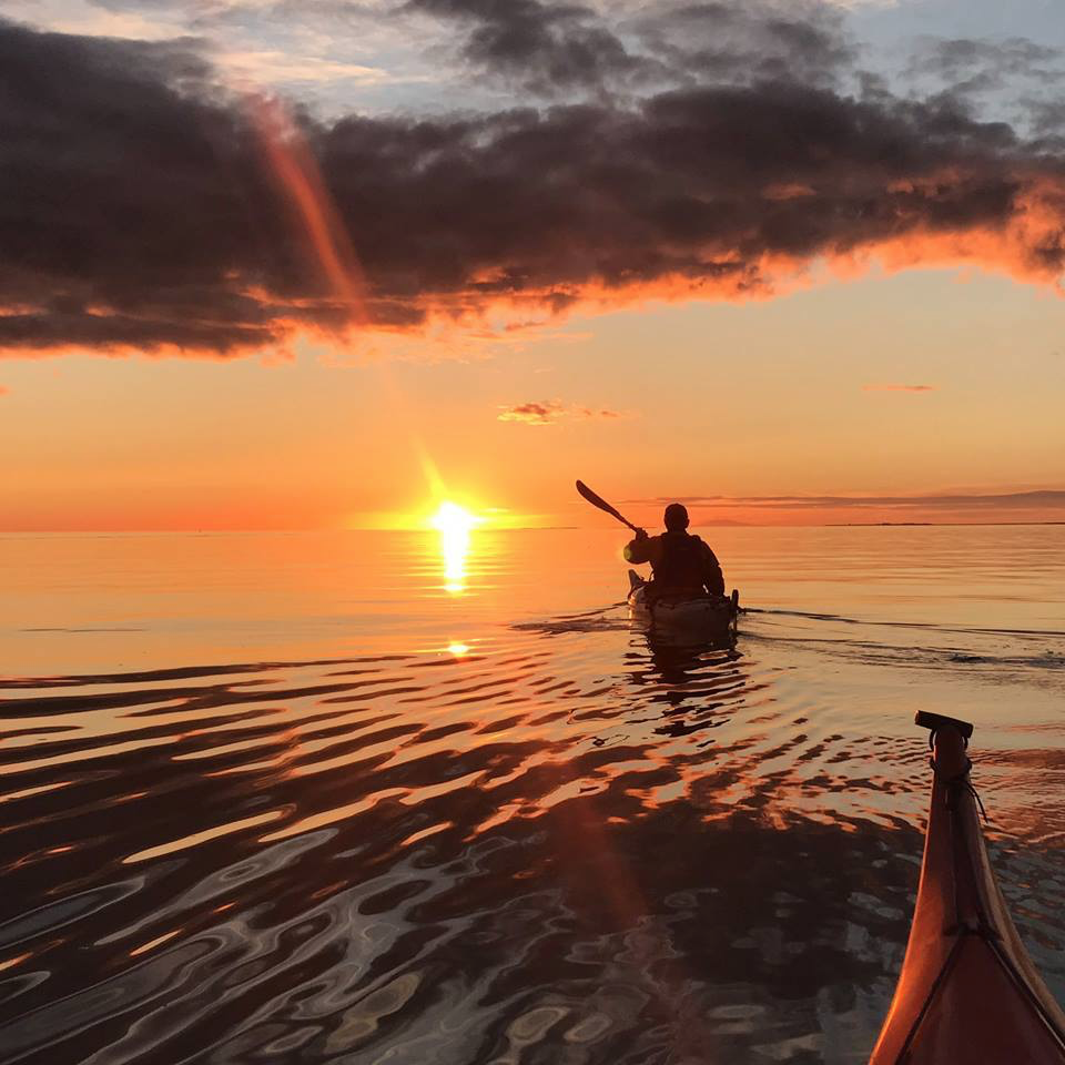 Hákon Gunnarsson í einum af sínum mörgum kvöldróðrum. 
