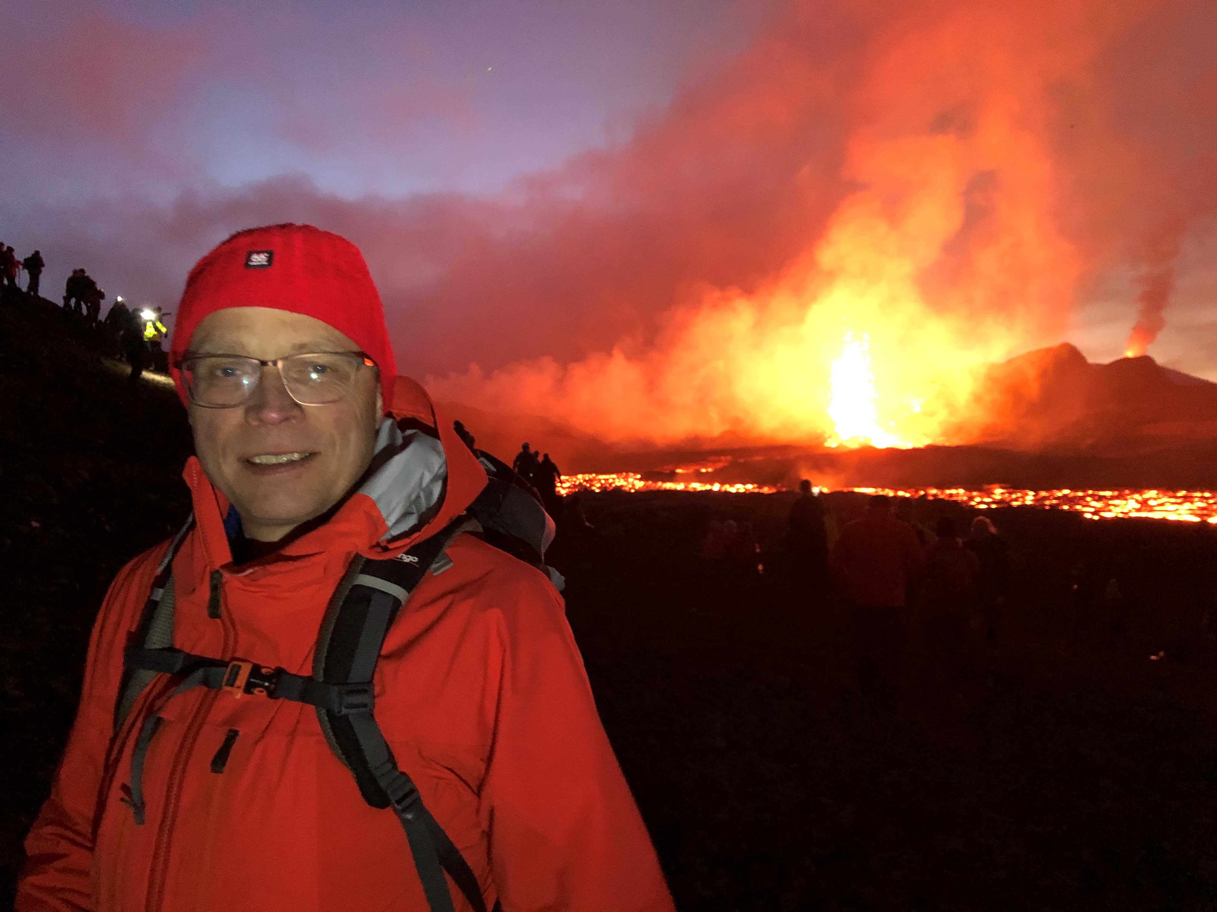 Reykjanesskagi gýs eftir margra alda hlé – er Suðurnesjarisinn líka að rumska á knattspyrnusviðinu?