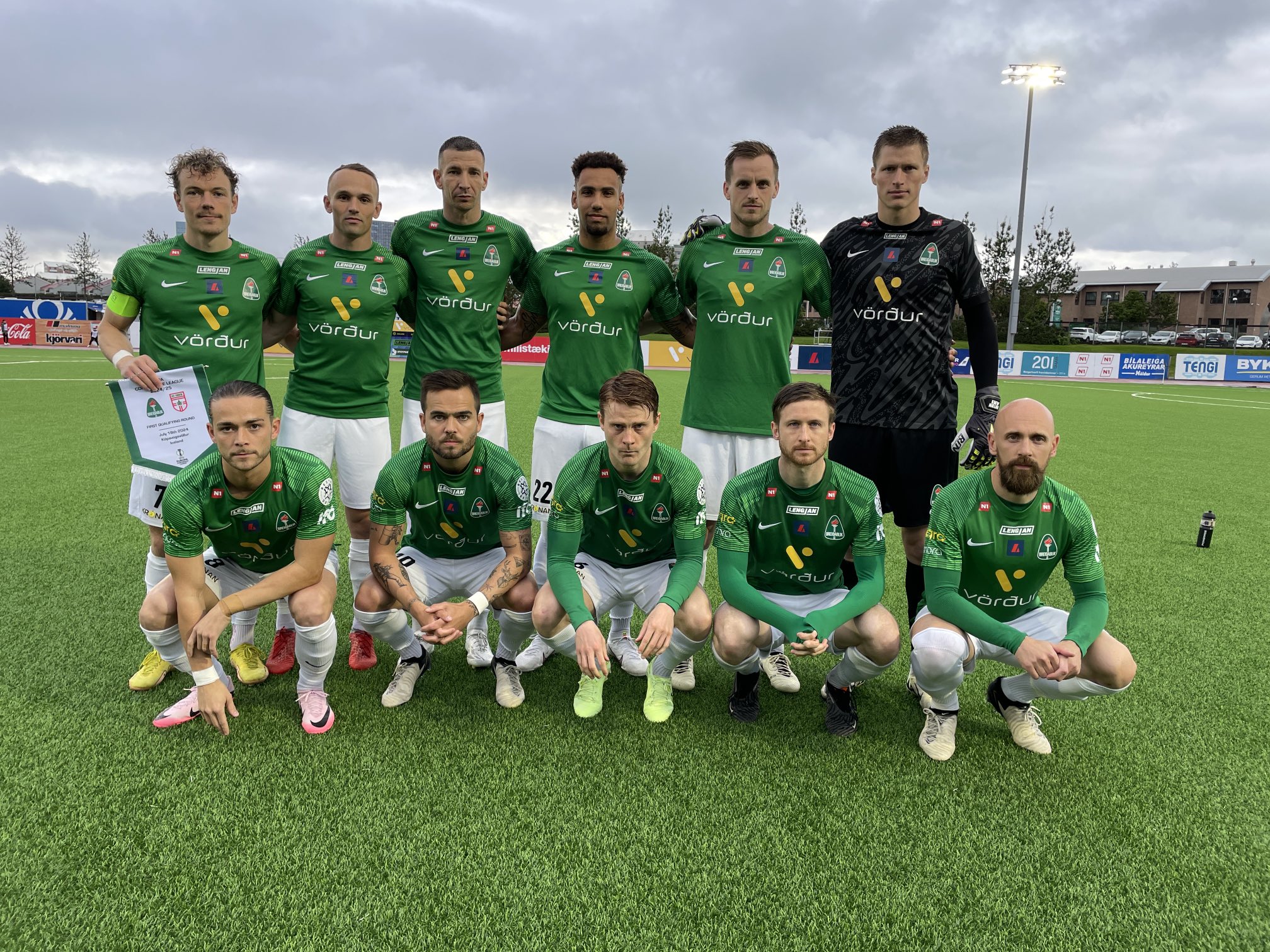 Blikar áfram í Evrópu