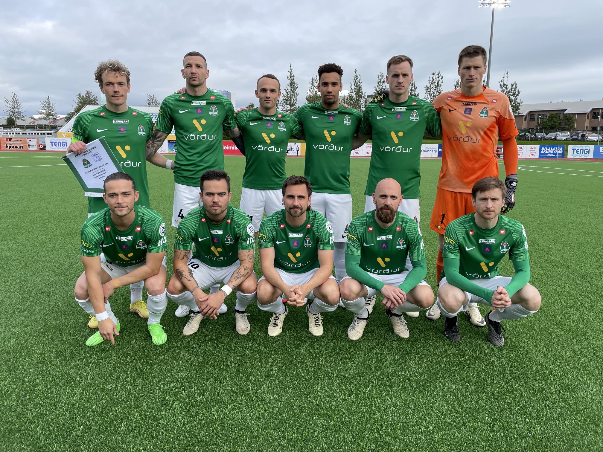 Seinni hálfleikurinn er eftir!