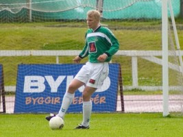 <p>
	2004 Brei&eth;ablik - &THORN;&oacute;r 1 - 2. &nbsp;Kjartan Antonsson &iacute; leik vi&eth; &THORN;&oacute;r &aacute;ri&eth; 2004.</p>
