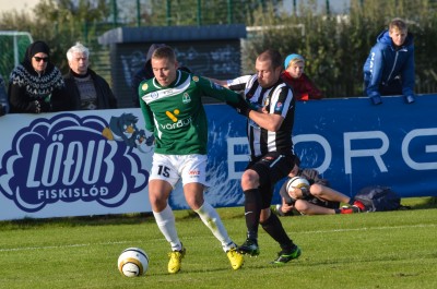 <p>
	2012 KR - Brei&eth;ablik 0 - 4. &nbsp;Reynt a&eth; sn&uacute;a upp &aacute; hendina &aacute; Sverri Inga Ingasyni. &nbsp;Mynd: HVH</p>
