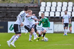 <p>
	2014 FH - Brei&eth;ablik 1 - 1. &nbsp;P&aacute;ll Olgeir &THORN;orsteinsson einn &aacute; m&oacute;ti m&ouml;rgum. &nbsp;Mynd: HVH</p>
