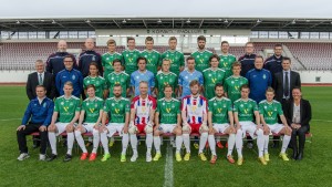 <p>
	Meistaraflokkur Brei&eth;abliks 2014.</p>
<p>
	Fremsta r&ouml;&eth; f.v.: Gu&eth;mundur Benediktsson a&eth;al&thorn;j&aacute;lfari, Elfar &Aacute;rni A&eth;alsteinsson, Andri Rafn Yeoman, Olgeir Sigurgeirsson, Gunnleifur Gunnleifsson, Finnur Orri Margeirsson fyrirli&eth;i, Arn&oacute;r Bjarki Hafsteinsson, Gu&eth;j&oacute;n P&eacute;tur L&yacute;&eth;sson, &Aacute;rni Vilhj&aacute;lmsson, Ernir Bjarnason, Borghildur Sigur&eth;ard&oacute;ttir forma&eth;ur kanttspyrnudeildar.</p>
<p>
	Mi&eth;r&ouml;&eth; f.v.: Bjarni Bergsson forma&eth;ur mfl.r&aacute;&eth;s, Willum &THORN;&oacute;r &THORN;&oacute;rsson a&eth;sto&eth;ar&thorn;j&aacute;lfari, Oliver Sigurj&oacute;nsson, Baldvin Sturluson, Aron Sn&aelig;r Fri&eth;riksson, Elvar P&aacute;ll Sigursson, Hlynur &Ouml;rn Hl&ouml;&eth;versson, Gunnlaugur Hlynur Birgisson, H&ouml;skuldur Gunnlaugsson, &Oacute;lafur P&eacute;tursson markmanns&thorn;j&aacute;lfari, Eysteinn P&eacute;tur L&aacute;russon framkv&aelig;mdastj&oacute;ri.</p>
<p>
	Aftasta r&ouml;&eth; f.v.: J&oacute;n Magn&uacute;sson li&eth;sstj&oacute;rn, Kristj&aacute;n H. Ragnarsson sj&uacute;kra&thorn;j&aacute;lfari, Dav&iacute;&eth; Kristj&aacute;n &Oacute;lafsson, Damir Muminovic, Elfar Freyr Helgason, Ellert Hreinsson, Stef&aacute;n G&iacute;slason, Arn&oacute;r Sveinn A&eth;alsteinsson, &THORN;&oacute;r&eth;ur Magn&uacute;sson sj&uacute;kra&thorn;j&aacute;lfari, Marin&oacute; &Ouml;nundarson mfl.r&aacute;&eth;.</p>
<p>
	&Aacute; myndina vantar leikmennina T&oacute;mas &Oacute;la Gar&eth;arsson og G&iacute;sla P&aacute;l Helgason.</p>
<p>
	Mynd: Helgi Vi&eth;ar Hilmarsson</p>
