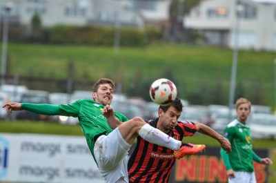 <p>
	2014 Brei&eth;ablik - V&iacute;kingur 4 - 1. &nbsp;Arn&oacute;r Sveinn A&eth;alsteinsson gerist h&aelig;ttulegur. &nbsp;Mynd: HVH</p>
