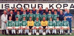 <p>
	Meistaraflokkur 1991</p>
<p>
	Aftasta r&ouml;&eth; fr&aacute; vinstri: G&iacute;sli Sigur&eth;sson meistaraflokksr&aacute;&eth;, Valdimar Hilmarsson, J&oacute;hann Gr&eacute;tarsson, &THORN;orsteinn Geirsson, Krist&oacute;fer Sigurgeirsson, Kristj&aacute;n H. Ragnarsson sj&uacute;kra&thorn;j&aacute;lfari, Gu&eth;mundur &THORN;&oacute;r&eth;arson, J&oacute;n &THORN;&oacute;rir J&oacute;nsson, Sigurj&oacute;n Kristj&aacute;nsson, Konr&aacute;&eth; Kristinsson meistaraflokksr&aacute;&eth;.</p>
<p>
	Mi&eth;r&ouml;&eth; fr&aacute; vinstri: &Aacute;rni Gu&eth;mundsson forma&eth;ur, Benedikt Gu&eth;mundsson meistaraflokksr&aacute;&eth;, Ingvaldur G&uacute;stafsson, Sigur&eth;ur V&iacute;&eth;isson, Willum &THORN;&oacute;r &THORN;&oacute;rsson, Hei&eth;ar B. Hei&eth;arsson, Hilmar Sighvatsson, Pavol Kretovic, Arnar Gr&eacute;tarsson, &Oacute;lafur Bj&ouml;rnsson, H&ouml;r&eth;ur Hilmarsson &thorn;j&aacute;lfari.</p>
<p>
	Fremsta r&ouml;&eth; fr&aacute; vinstri: H&aacute;kon Sverrisson, Steind&oacute;r El&iacute;sson, Gr&eacute;tar Steind&oacute;rsson, Eir&iacute;kur &THORN;orvar&eth;arson, G&uacute;staf &Oacute;marsson, &THORN;orvaldur J&oacute;nsson, R&ouml;gnvaldur R&ouml;gnvaldsson, &THORN;orsteinn Hilmarsson,<br />
	&nbsp;</p>
