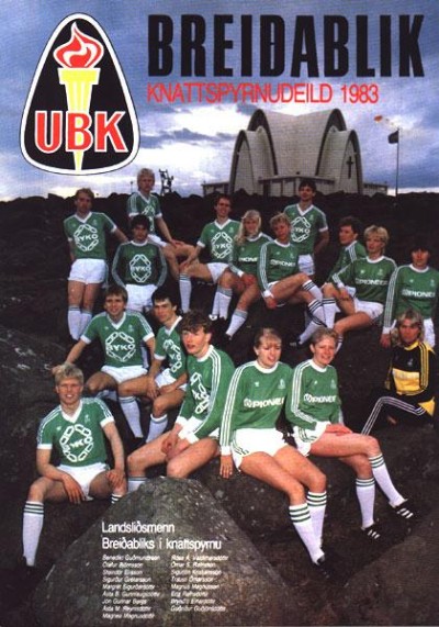 <p>
	Landsli&eth;smenn Brei&eth;abliks &iacute; knattspyrnu &aacute;ri&eth; 1983, allir 17!</p>
<p>
	Benedikt Gu&eth;mundsson, &Oacute;lafur Bj&ouml;rnsson, Steind&oacute;r El&iacute;sson, Sigur&eth;ur Gr&eacute;tarsson, Margr&eacute;t Sigur&eth;ard&oacute;ttir, &Aacute;sta B. Gunnlaugsd&oacute;ttir, J&oacute;n Gunnar Bergs, &Aacute;sta M. Reynisd&oacute;ttir, Magnea Magn&uacute;sd&oacute;ttir, R&oacute;sa &Aacute;. Valdimarsd&oacute;ttir, &Oacute;mar Rafnsson, Sigurj&oacute;n Kristj&aacute;nsson, Trausti &Oacute;marsson, Magn&uacute;s Magn&uacute;sson, Erla Rafnsd&oacute;ttir, Brynd&iacute;s Einarsd&oacute;ttir, Gu&eth;r&iacute;&eth;ur Gu&eth;j&oacute;nsd&oacute;ttir.</p>

