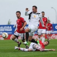 <p>
	2012 Valur - Brei&eth;ablik 3 - 4. Brei&eth;ablik sigrar Val 3 - 4 &iacute; einni m&ouml;gnu&eth;ustu endurkoma &iacute; &iacute;slenskum knattspyrnuleik &aacute; s&iacute;&eth;ari t&iacute;mum. Ben Everson umkringdur V&ouml;lsurum. Mynd: F&oacute;tbolti.Net - Torfi J&oacute;hannsson</p>
