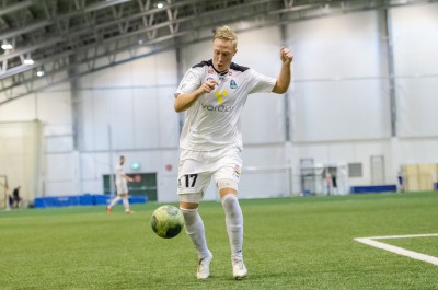 <p>
	2014 Brei&eth;ablik - FH 0 - 3. &nbsp;Elvar P&aacute;ll Sigur&eth;son &iacute; ham. &nbsp;Mynd: HVH</p>
