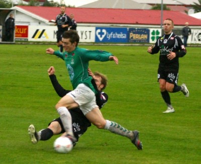<p>
	2007 Keflav&iacute;k - Brei&eth;ablik 0 - 3. &nbsp;Fyrsti sigur Blika &iacute; Keflav&iacute;k &iacute; 24 &aacute;r. &nbsp;Arn&oacute;r Sveinn A&eth;alsteinsson me&eth; boltann.</p>
