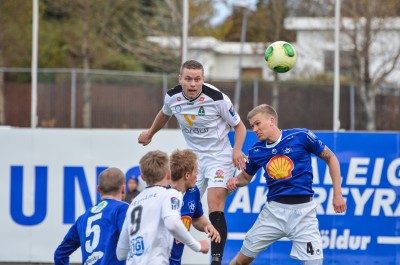 <p>
	2013 Stjarnan - Brei&eth;ablik 3 - 2. Sverrir Ingi skora&eth;i l&ouml;glegt mark sem var d&aelig;mt af. A&eth;sto&eth;ard&oacute;marinn taldi boltann ekki fara yfir l&iacute;nuna. Mynd: HVH</p>
