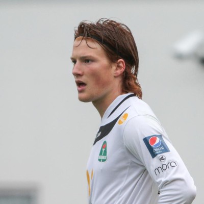 <p>
	2012 Valur - Brei&eth;ablik 3 - 4. &nbsp;Brei&eth;ablik sigrar Val 3 - 4 &iacute; einni m&ouml;gnu&eth;ustu endurkoma &iacute; &iacute;slenskum knattspyrnuleik &aacute; s&iacute;&eth;ari t&iacute;mum.</p>
<p>
	Mynd: F&oacute;tbolti.Net - Torfi J&oacute;hannsson</p>
