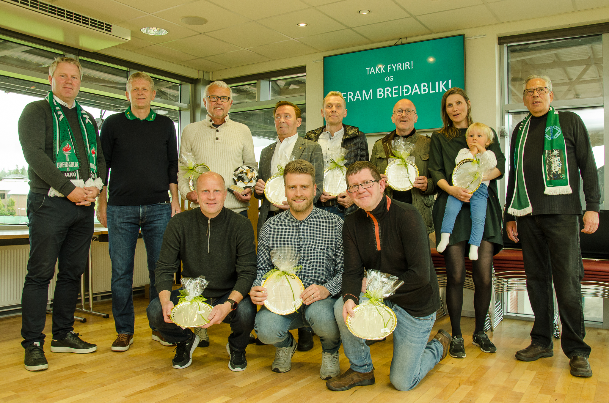 200 leikjamenn heiðraðir